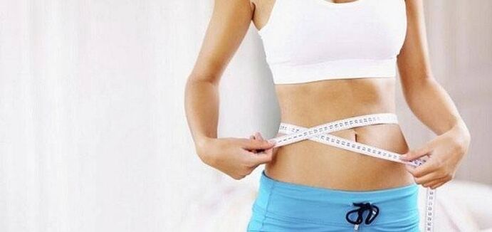 Dietos ir mankštos pagalba mergina per savaitę numetė 3 kg